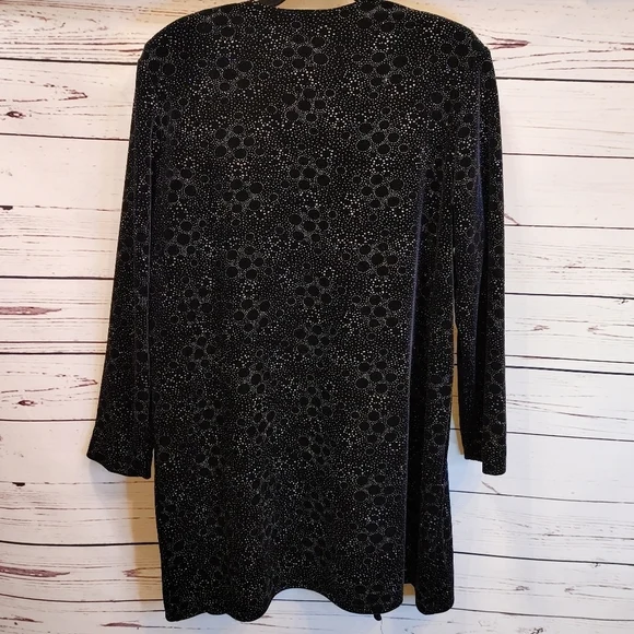 Onyx Nite Vintage Shimmer Cardigan - Picture 8 of 13